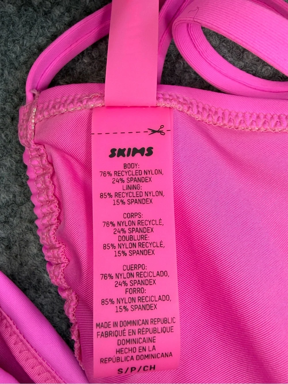 SKIMS Signature Swim Taffy Pink Triangle Bikini Set Women's Small Resort Beach